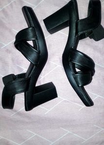 Black Strappy Flats