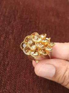 Statement Flower Ring