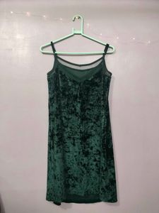 BLACK VELVET PARTY DRESS