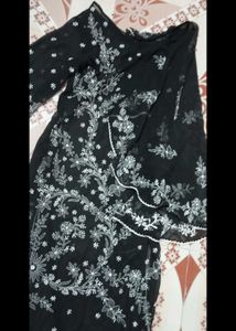 Kurti🖤