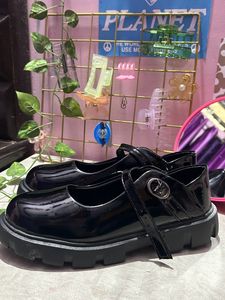 Black Platform Shoes - Trending