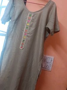 Embroidered Detail Kurti