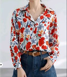 New with tag Pinterest Korean Floral Print Blouse