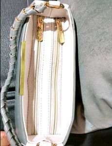 ✅ PREMIUM QUALITY BRAND NEW SLING BAG  ✅