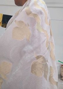 Elegant White &amp; Gold Dupatta