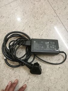 HP LAPTOP  65W NEW ORIGINAL CHARGER
