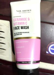 Dr. Sheths Vitamin C and ceramide Facewash