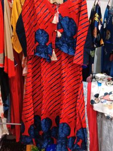 New Dress Bust 40