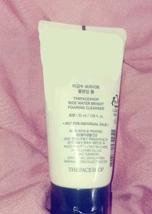 Viral Korean Rice Facewash