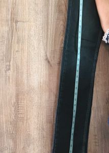 DARK WASH DENIM JEANS