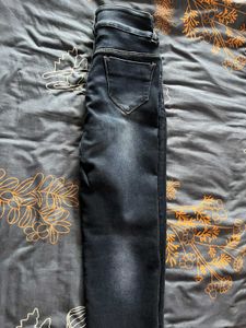 Stylish Denim Jeans with Belt