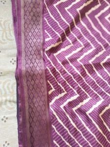 Printed Sarii With Blouse