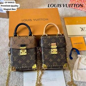 LV CAMERA SLING  PETITE MALLE WD BOX