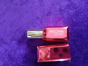 Hilary Rhoda Lipstick