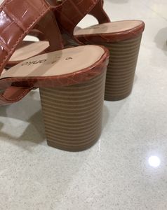 ANKO Women’s Casual Heels| Tan Colour| Australian brand