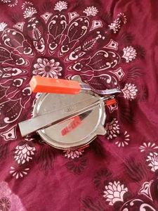 Heavy Quality Stainless Steel Puri Press*