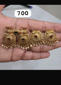 Mangalsutra Pendant With Earrings