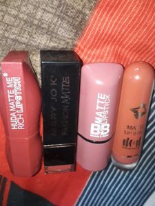 Lipstick Bundle - Assorted Shades