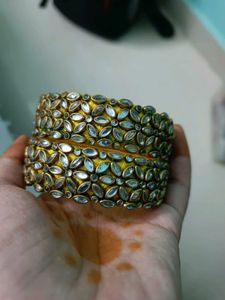 Kundan Bangles,