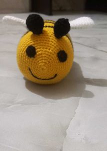 Crochet Bee Amigurumi