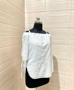 Pintresty 🌸White Off-Shoulder Top