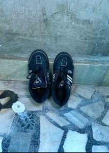 Sports Shoes