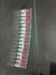 Just Hurbs Lipstick Kit