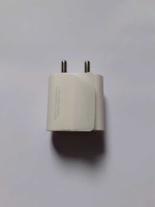 Apple 20W Power Adapter