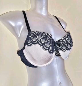 Size 38B 🎁Buy 2 Get 1 Free 🎁 Elegant Lace Bra