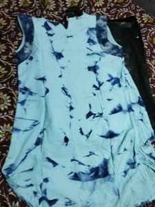 Tie-Dye Sleeveless Top