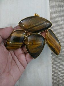 Beautiful Tiger Eye Gemstone Pendant For Women