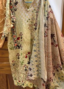 3xl Pakistani Lawn Set With Lengthy Shawl