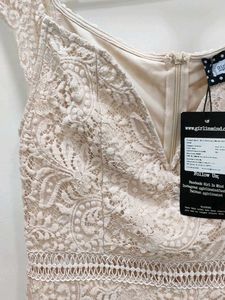 Offshoulder Lace Dress