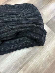 Stylish Knit Beanie - Gray