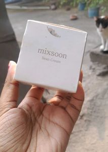 NEW MIXSOON BEAN  ESSENCE CREAM