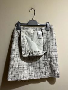 H&amp;M Tweed Cute Button Skirt