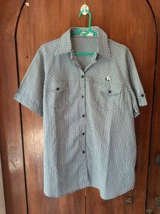 Checked Short Sleeve Shirt