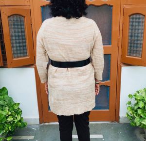 Light crochet long top