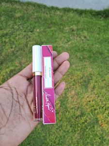 Myglamm Lit Liquid Lipstick Insta Baddie