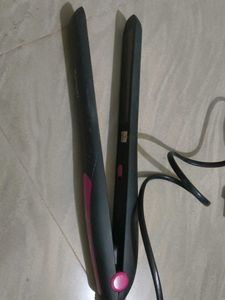 Kemei Hair Straightener - Used but in Good Working