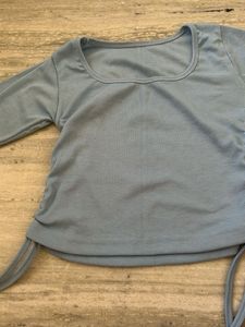 2  t shirt short