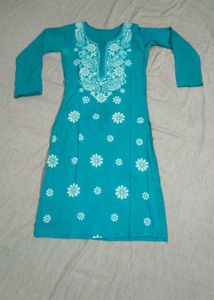 Combo Of 4 Lucknowi Chikankari Kurti