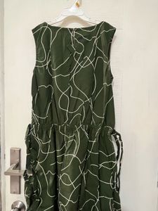 New Ether Sleeveless A-line Dress (S)