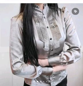 Satin Fitted top With Belt