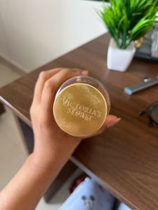 ✨Victoria’s Secret Bare Vanilla✨👸🏻