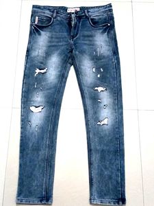 Ripped & Distressed Slim Fit Jeans