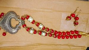 Statement Necklace: Red Beads