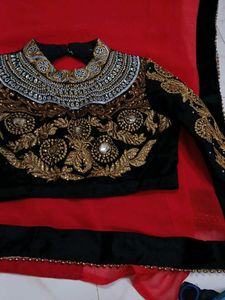Saree With Velvet Border And Blouse