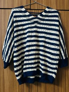 Chic Strips Crochet Top 💙🤍