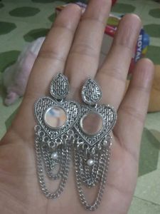 4 Earring